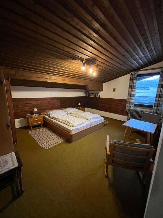 Lejlighed Dachgeschoss-apartment In Skilift-naehe *